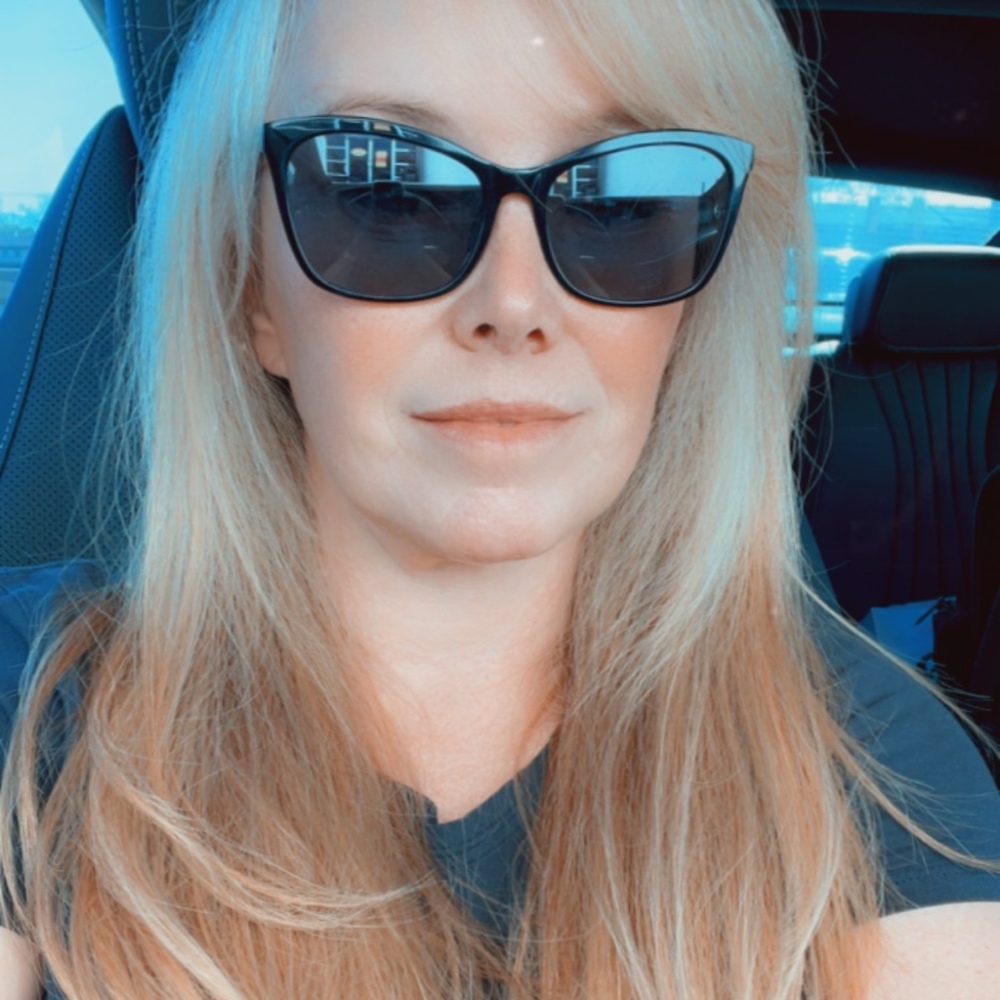 Meet your Posher, Tiffany